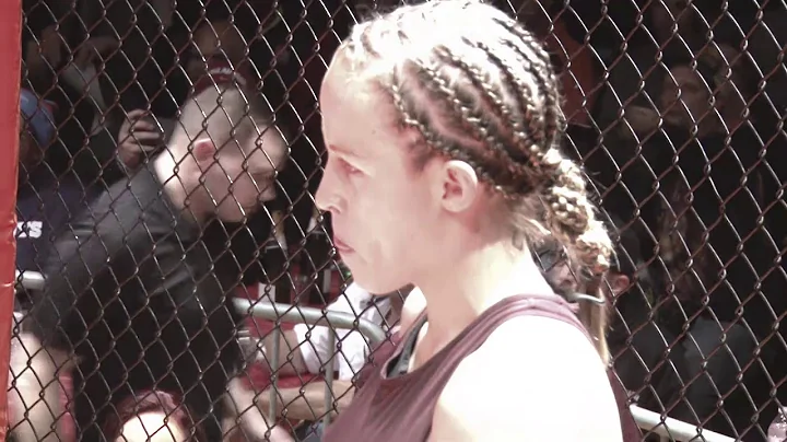 Morgan Solis vs  Erica Torres