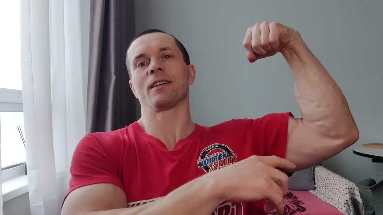 Переход в кето-диету. Тренировка икр. Присед без становой. Зачем наколенники?