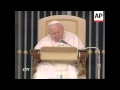 Pope sings song in polish children singing