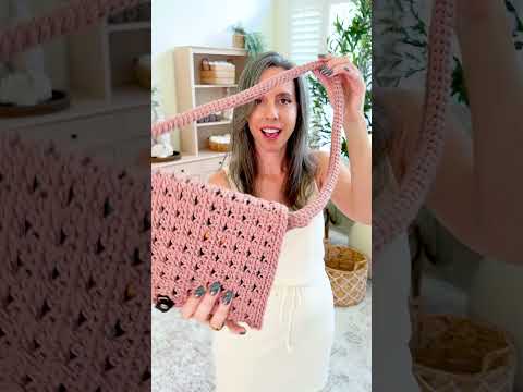 Hot girls read books, and now you can carry yours anywhere with zero side eye. Crochet Pattern.