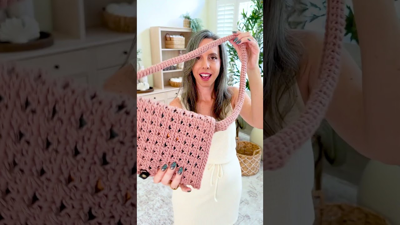 Hot girls read books, and now you can carry yours anywhere with zero side eye. Crochet Pattern.