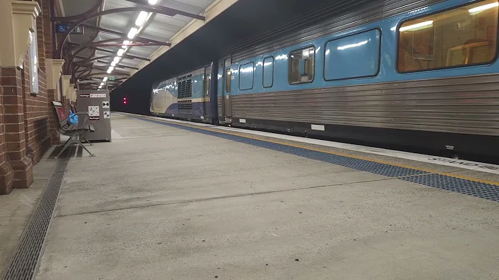 VERY Enthusing sound of a Idling Sydney Bound XPT at Casino (Paxman VP185)