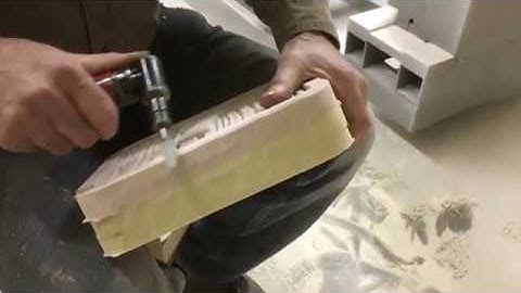 Giving a Hand-Chiseled Texture to Precision Board HDU with a Die Grinder