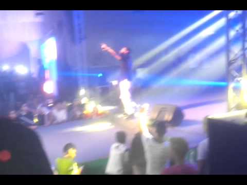 lacrim---on-fait-pas-ça-(concert-a-alger-)-04.07.2015
