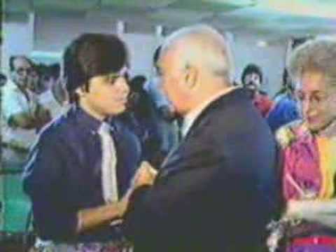 ACM xinga e agride reprter de TV (Salvador, 1986)