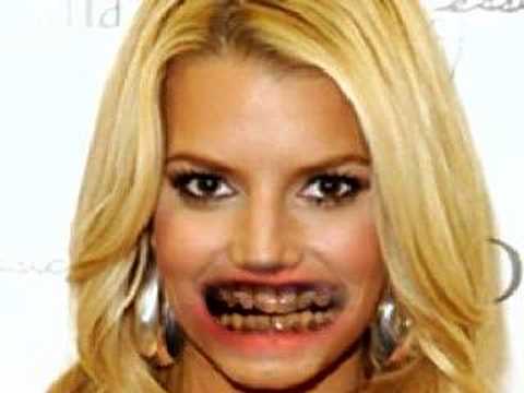 Jessica Simpson has a GRILL