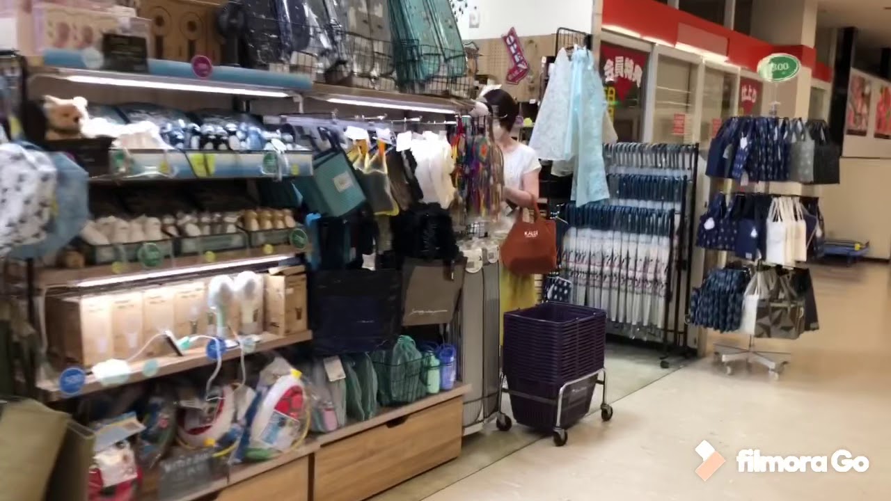 loja-de-300-ienes-em-kosai-youtube