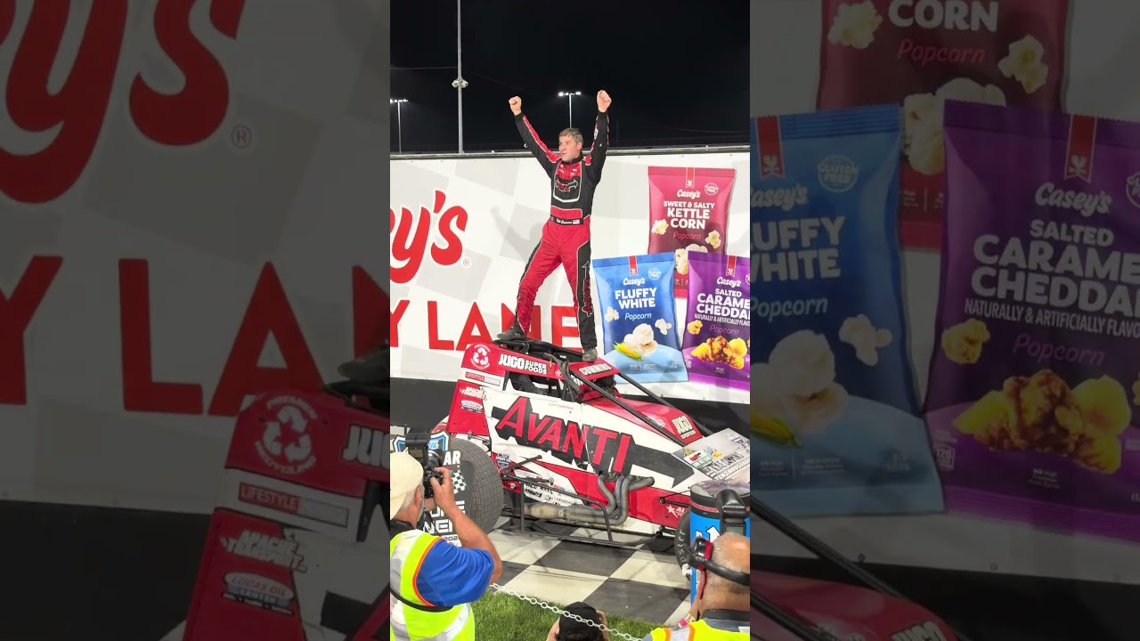 Kyle Cummins pads his points lead in night one of the Corn Belt Clash!