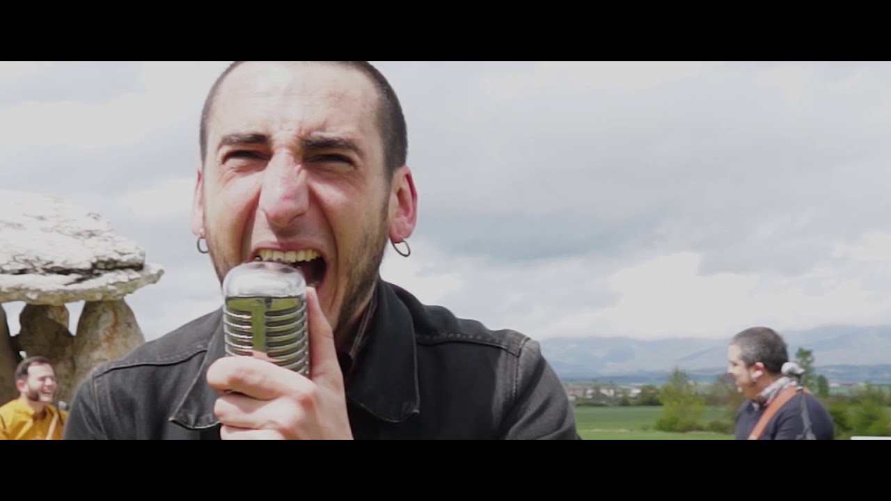 Kaleko Urdangak - Agur eta Ohore (Official HD + Subs)