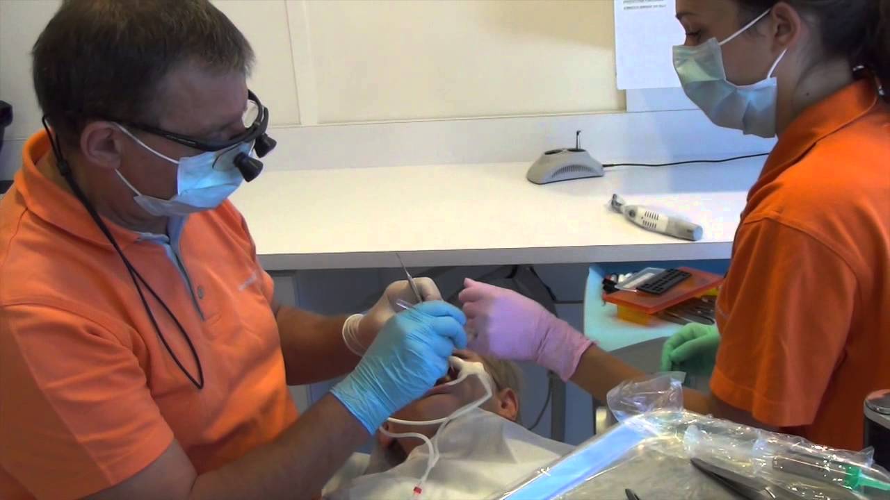 Le travail à 4 mains en orthodontie