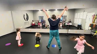 Let Me Entertain You Tiny Tots Dance