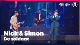 Nick &amp; Simon - De soldaat | Sterren NL