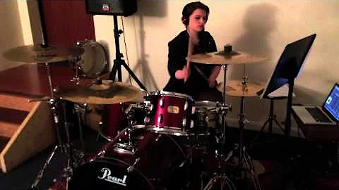 Rachel Yeomans - drum cover of Zombie by The Cranb...