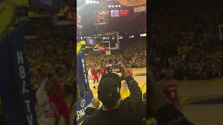 大興奮 給料はたいてnbaプレイオフ ファイナルをコートサイドで観戦してきた話 商社マンの雑多なブログ