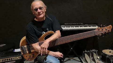DEGROFF SHOWCASES HIS 7 STRING IBANEZ BASS