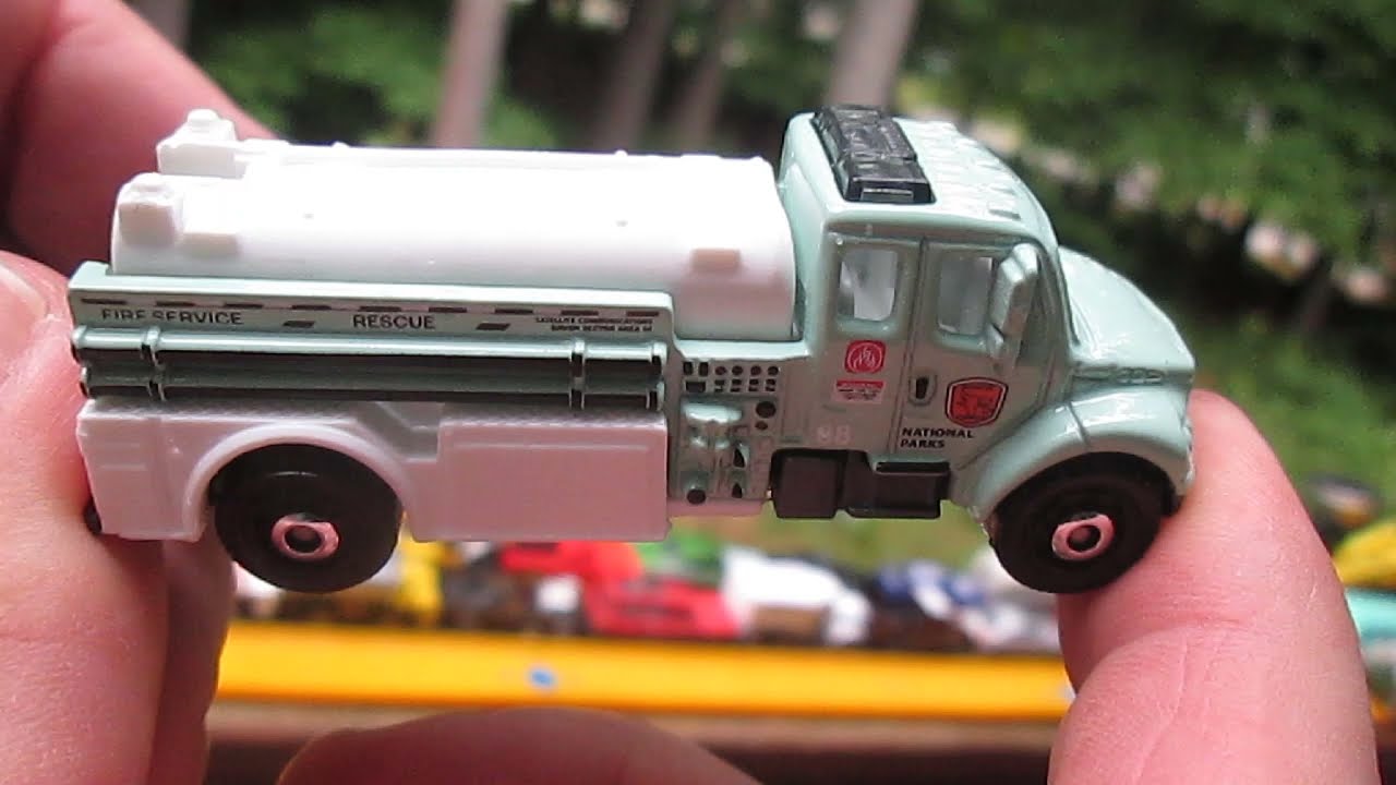 Freightliner M2 106 Matchbox Toy Rescue Truck Unboxing and Review