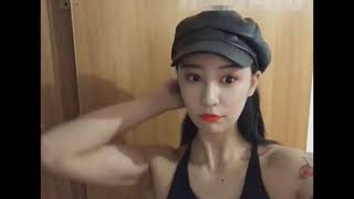 Model Huge Biceps 277.