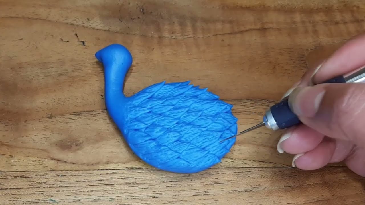 Como hacer un PAVO REAL con porcelana fria SIN MOLDES / Pavo real super facil de hacer