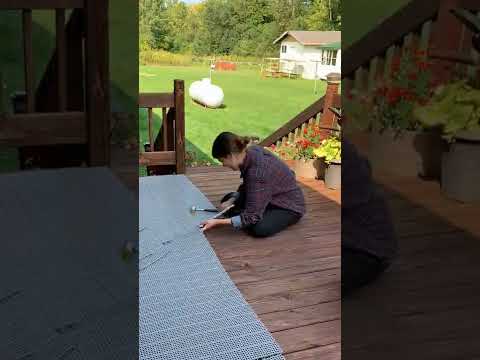 Video: Terrastegels met houtnerf – het integreren van houten buitentegels in uw tuin