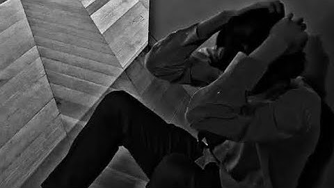 Kiss her stupid face 