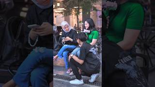 Cewek Cantik Baju Ijo Salting, Tapi Sayang...