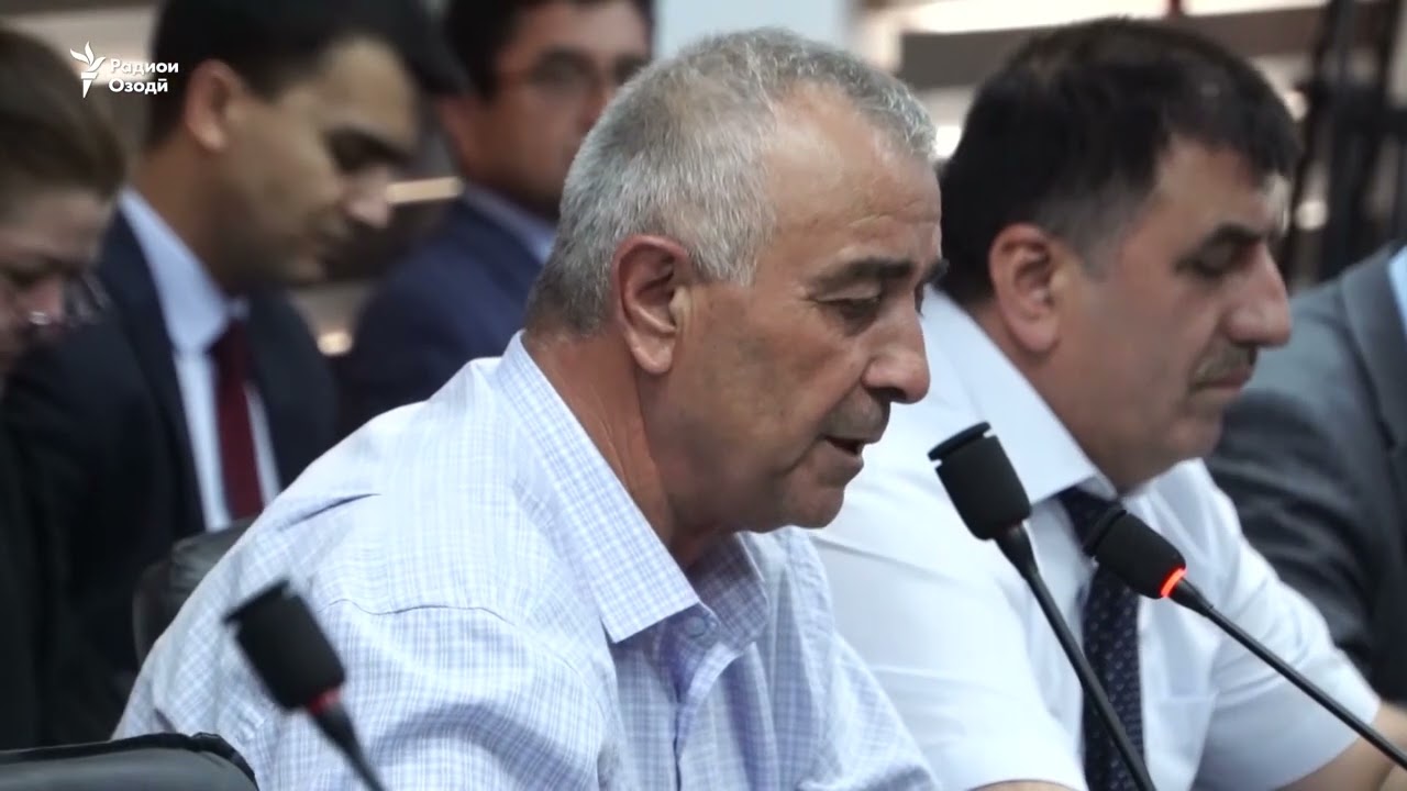 Устодони донишгоҳи Данғара диктант супурдаанд