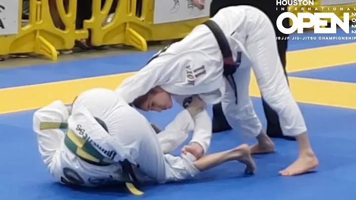 Amanda Canuto v Alexa Yanes / Houston Open 2022