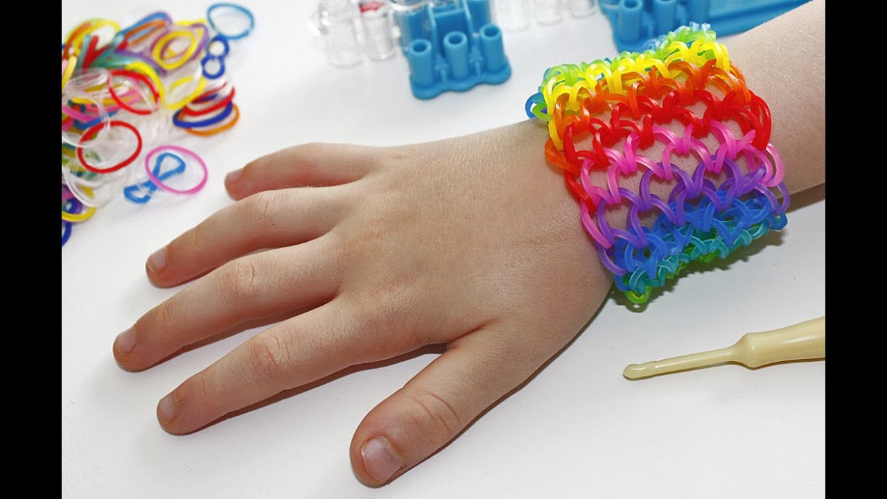 Bracelet arc-en-ciel modèles fille et garçon en élastiques rainbow loom