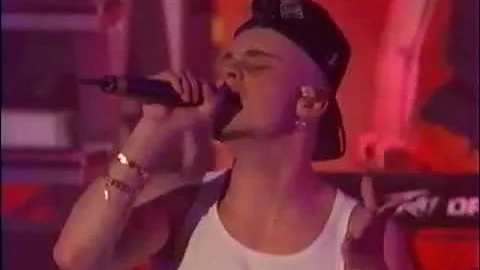 East 17 - Set Me Free (live)