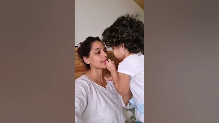 Cutest Make Up Artist Jizah Kothare | Urmila Kotha...