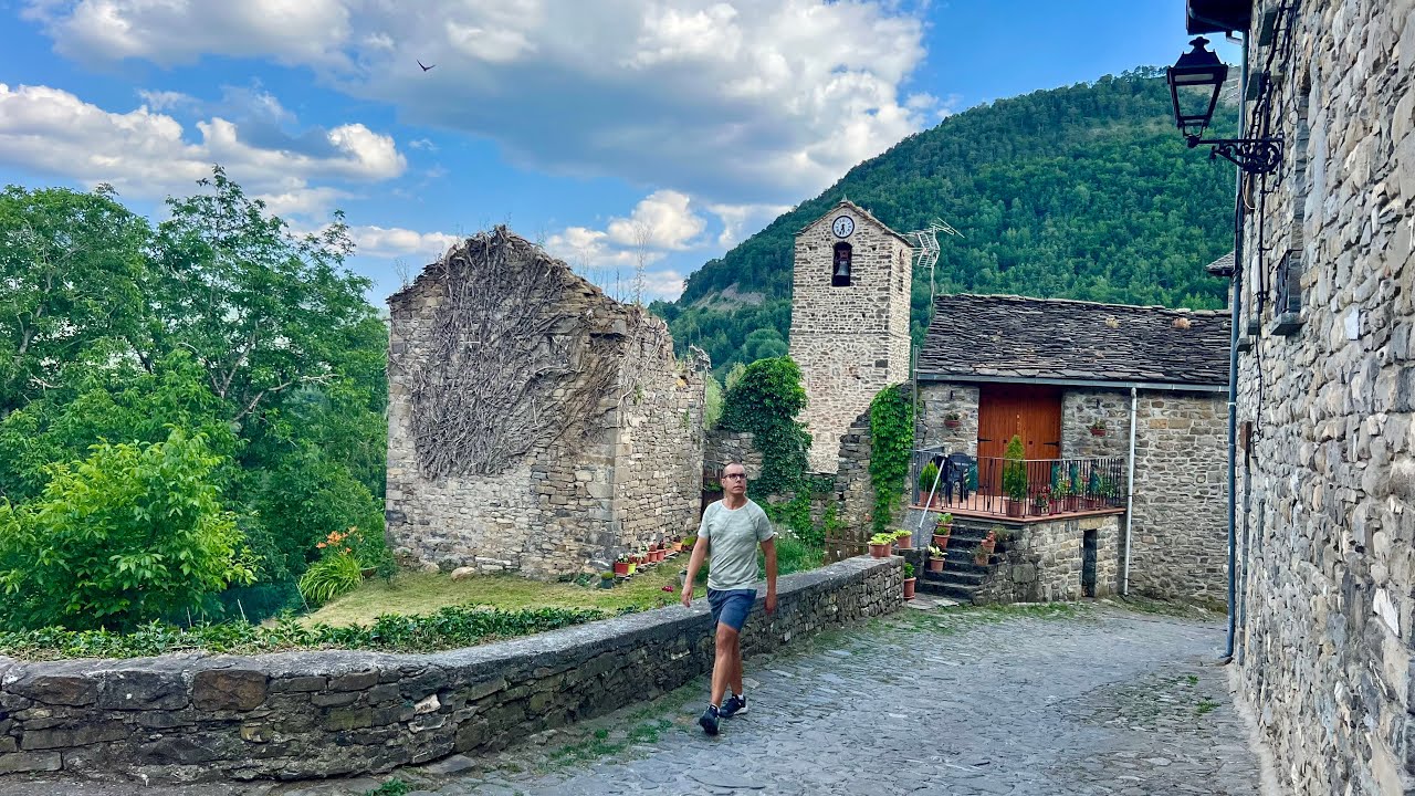 ENCUENTRO CALMA PARA VIVIR EN PAZ EN ESTE PUEBLO DE MONTAÑA | EL TIEMPO SE DETIENE EN FRAGEN
