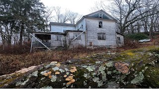 Exploring Abandoned House Hidden In The Forest With Everything Left Behind
