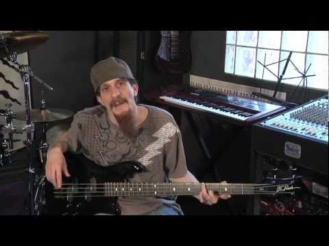how-to-learn-guitar-quickly:-bass-lesson---moveable-chords
