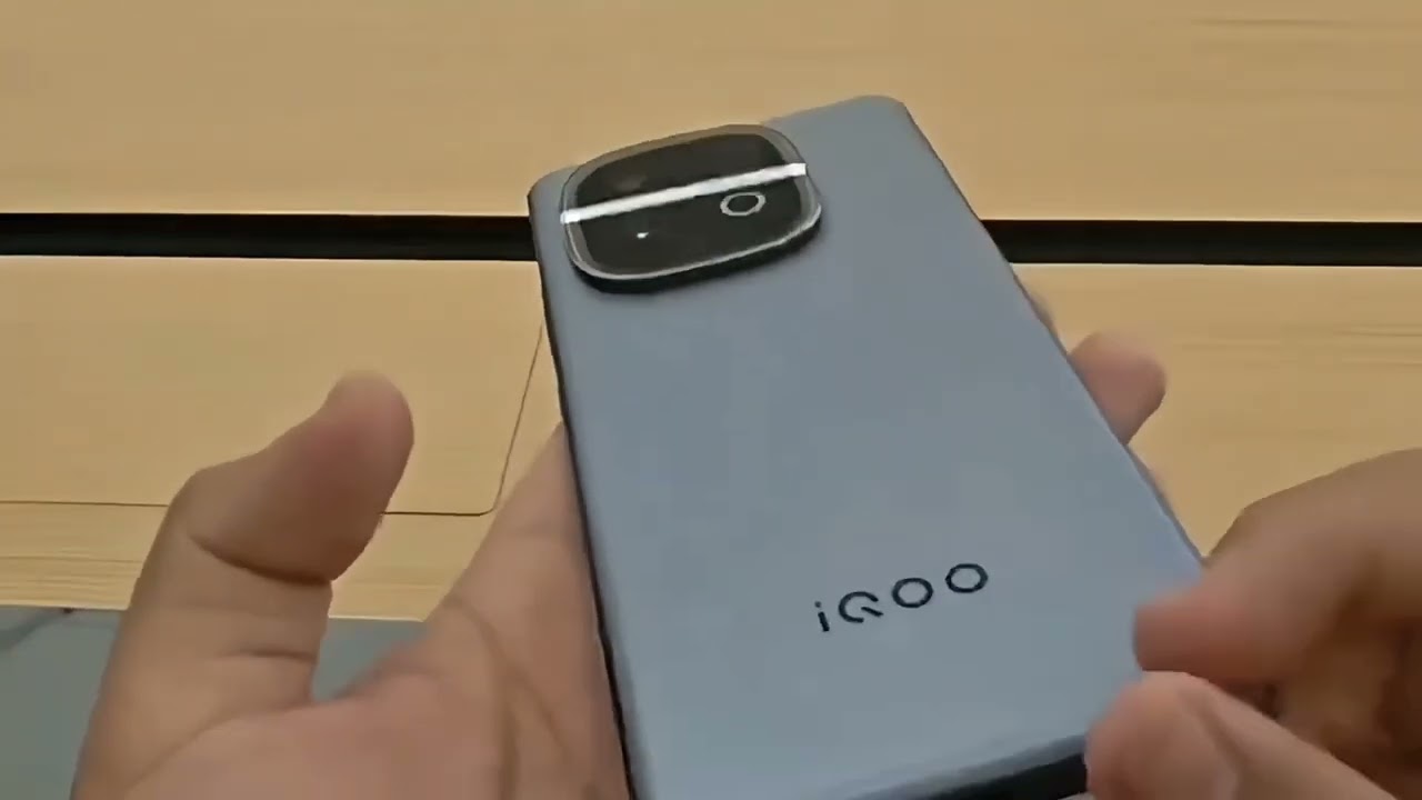 iQOO Z10 Turbo+ Hands'on Review! - YouTube