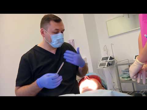 Video: Cum se tratează boala parodontală: 14 pași (cu imagini)