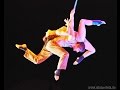 Duo Turkeev present aerial duo straps in circus Flic Flac " Höchststrafe - 25 Jahre Flic Flac "