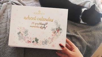 Essence Advent Calendar 2021 Unboxing - femketjeNL