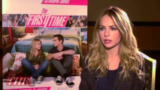 Tukli mushuklar bilan qizlarning fotosuratlari Braziliya lesbian porno