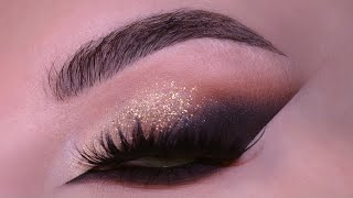 ✨ Gold Glitter Smokey Eyes ✨ Holiday&#39;s Makeup Tutorial | Melissa Samways