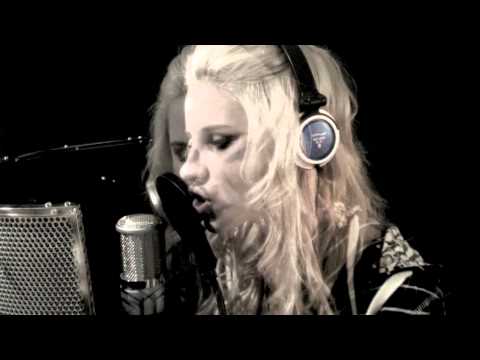 Brick By Boring Brick: Paramore - (Storm Kaden Cover)
