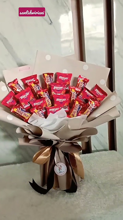 Download lagu Review Buket Snack Beng beng mix biskuat #santidwiriani