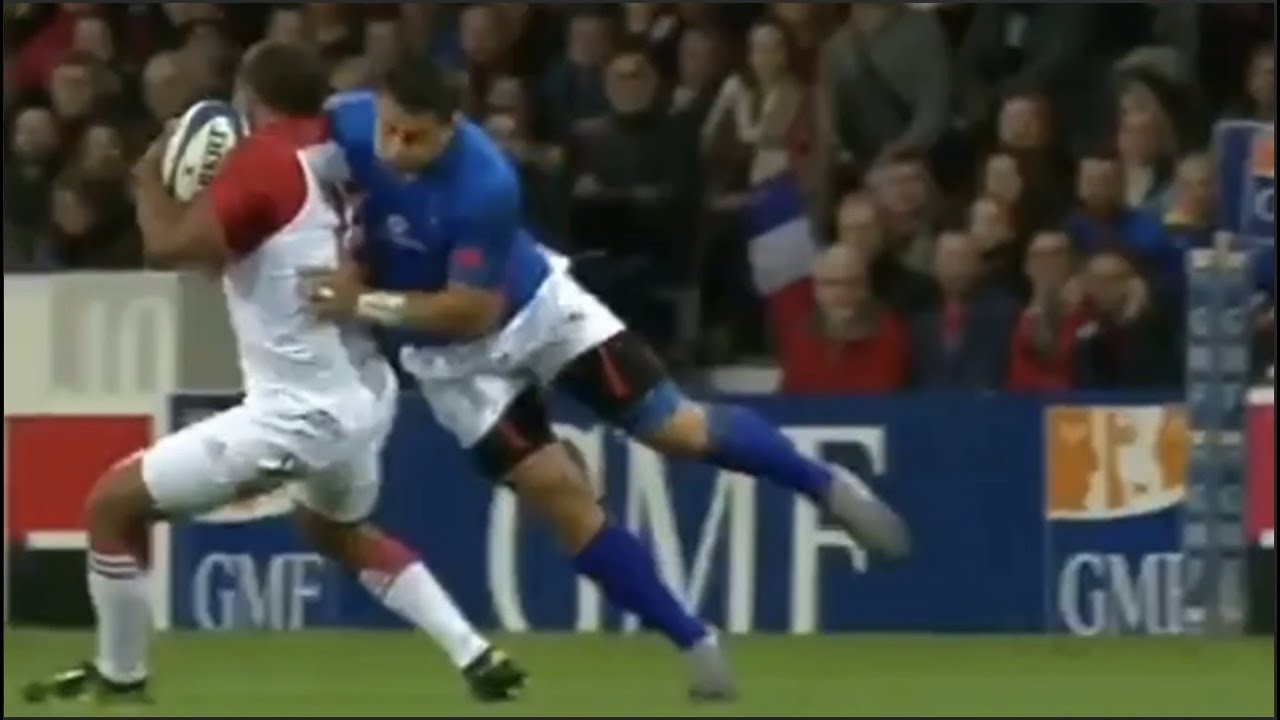 George Pisi smashes Wesley Fofana