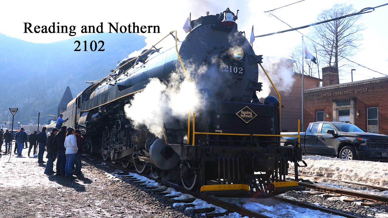 RBMN [ 2102 train chase ]