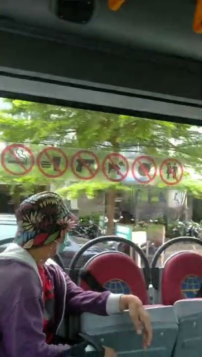 Naik Teman Bus di Bali