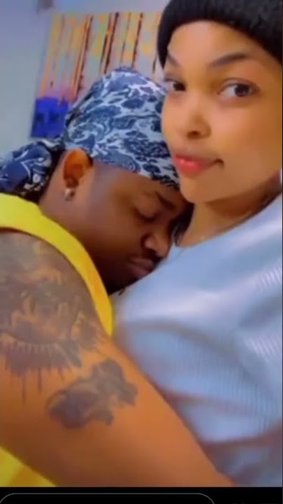 Tazama wema sepetu na whozu wakila uroda live bila chenga