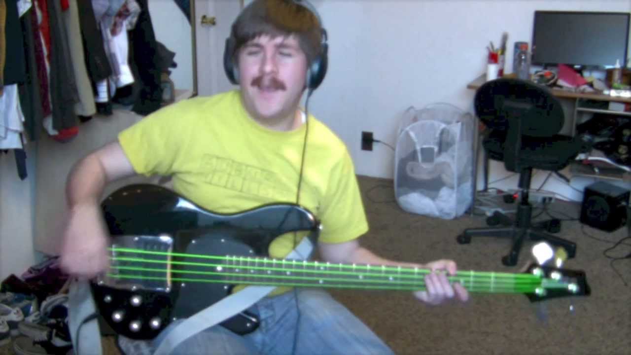 Ain't It Fun - Paramore (Bass Cover)