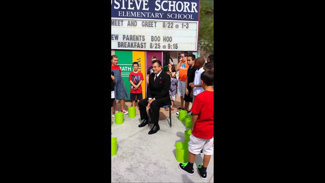 Steve Schorr gets his ice bucket on.