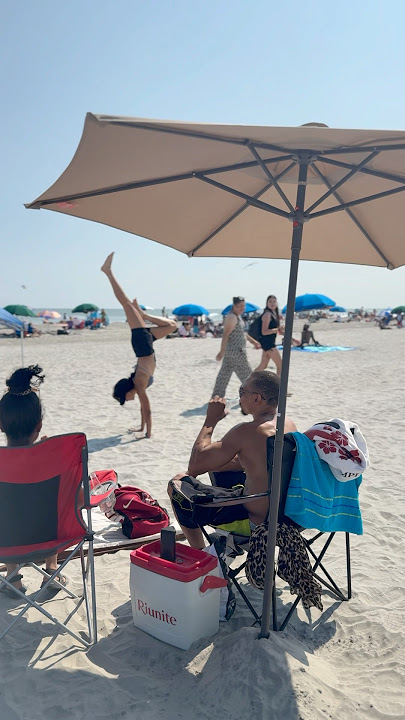 Vlog coming soon 😋 #beach #fitness