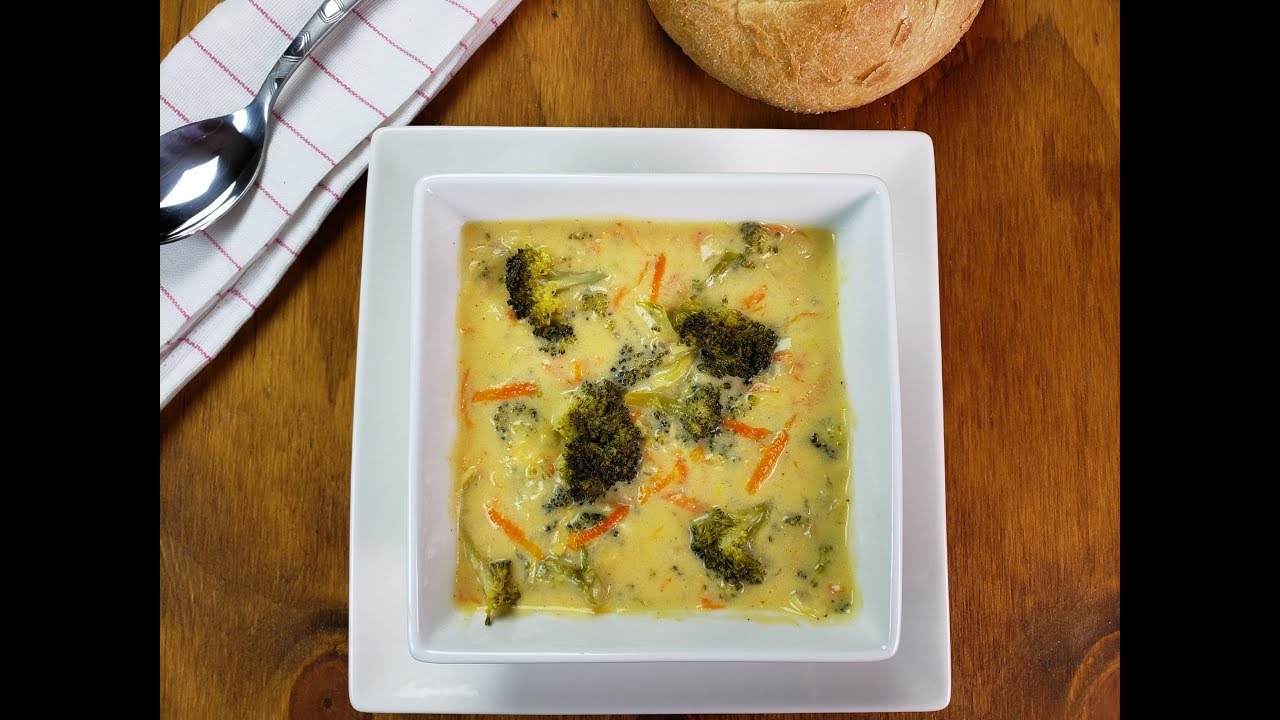 מרק ברוקולי צ׳דר קל ומנחם