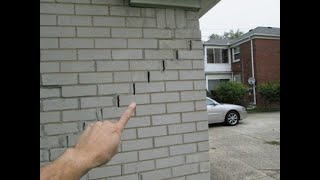 Brick veneer is NOT structural.   https://globalinspectionschool.com/